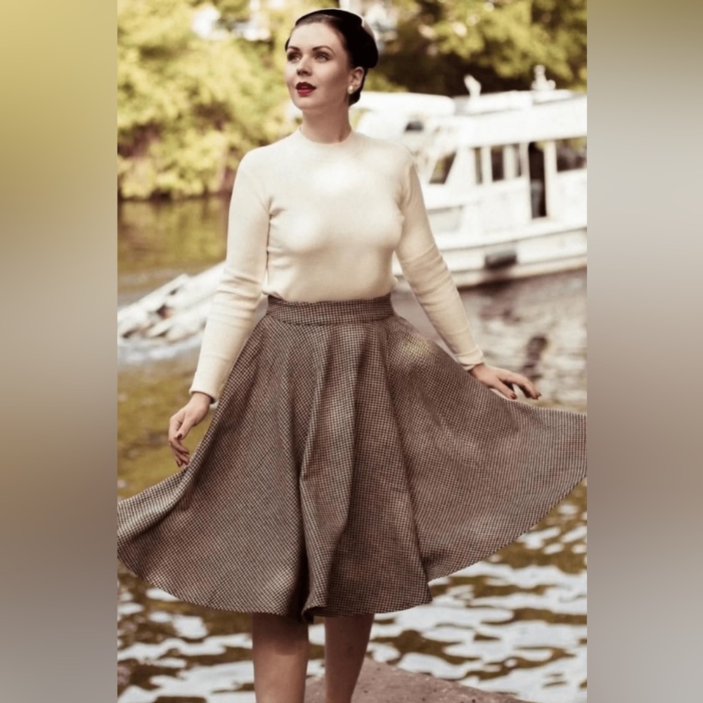 Timeless London/Sheen Sophie Brown Check Wool Skirt in 2xl